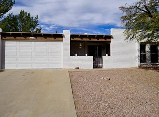 1550 S Abrego Dr, Green Valley, AZ 85614