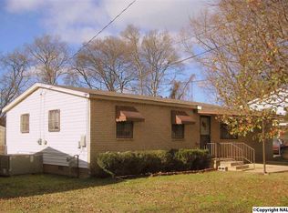 2709 Washington St NW, Huntsville, AL 35811