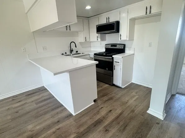 Sun Harbour, 2929 W 190th St #1B-1Ba-800Sqft, Redondo Beach, CA 90278