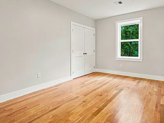 2nd image of 4 Mayhew St APT 2