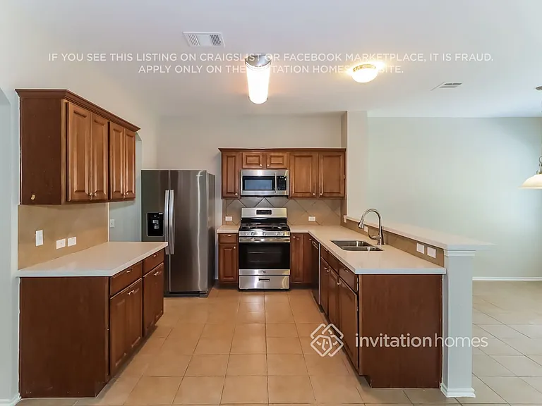 5608 Kleberg Trl — Photo 5