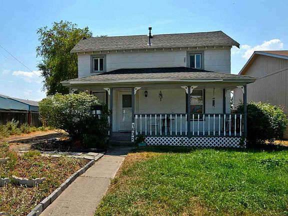 3rd image of 1632 E Everett Ave