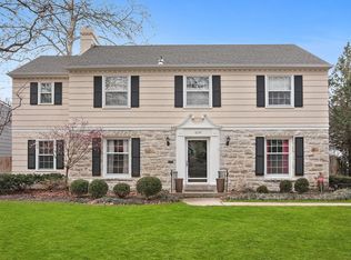 6534 Summit St, Kansas City, MO 64113