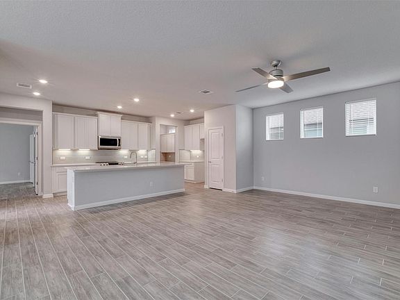 5th image of 3017 Settlement Dr Unit 24