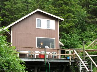 54 Salmon Way, Hoonah, AK 99829