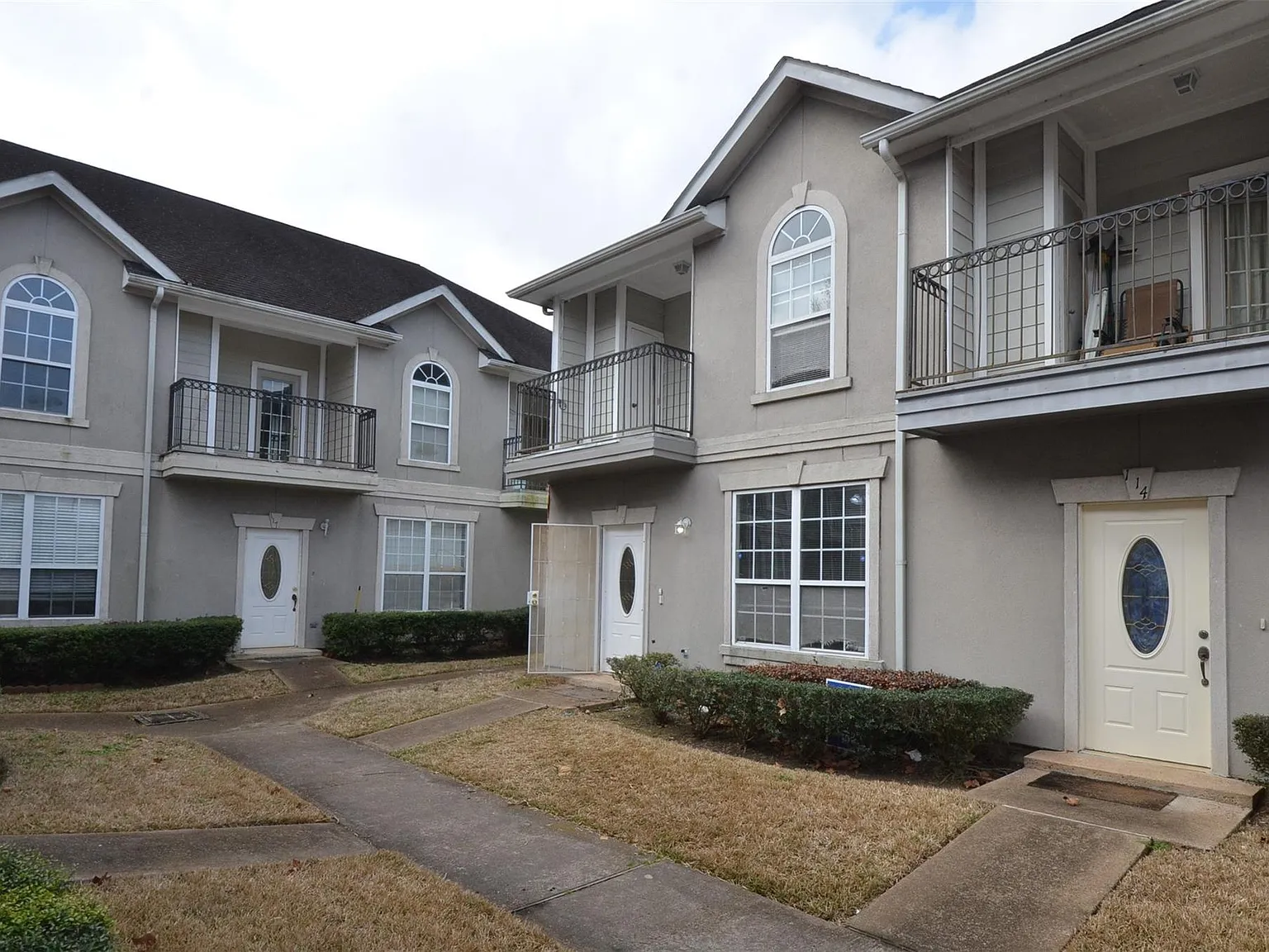 3 bed, 3.0 bath, 1348 sqft, $1,600 — Photo 4