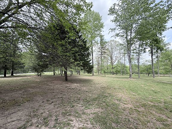 4th image of 720 Trussell Rd