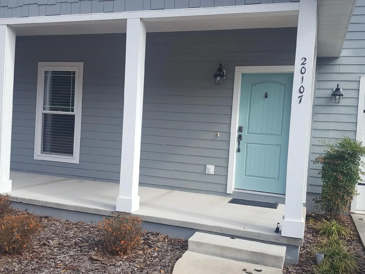 3 bed, 1742 sqft, $2,300 — Photo 2