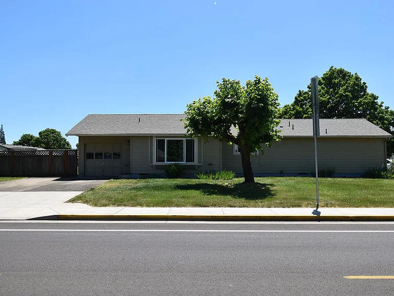 750 Walker Rd — Photo 1