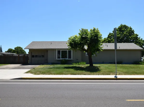 750 Walker Rd, Lebanon, OR 97355