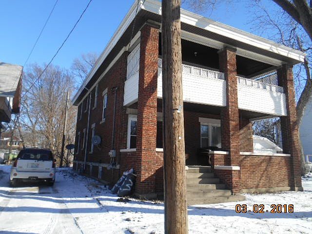1st image of 1016 16th Ave