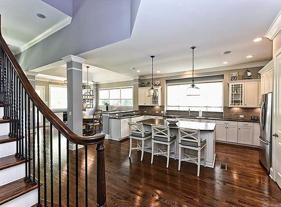 5th image of 1148 Wessington Manor Ln #414