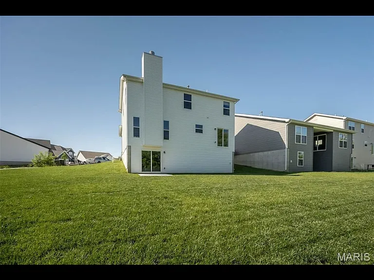 347 Cumberland Ct — Photo 31