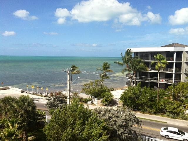 1st image of 1901 S Roosevelt Blvd APT 405S