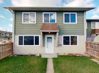 101 Mill St #31, Hinton, AB T7V 1T2