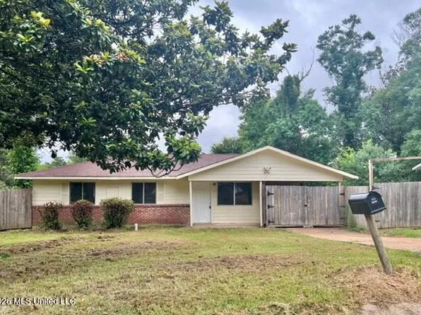 428 Queen Marie Ln, Jackson, MS 39209