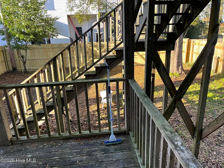 805 Ann St #B — Photo 27