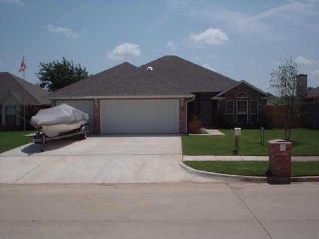 1st image of 12804 S Briar Hollow Ln