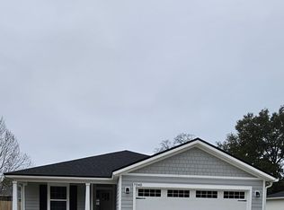7040 Loves Dr, Jacksonville, FL 32222