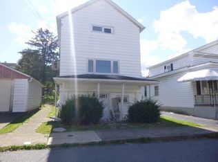 233 Smith St, Dupont, PA