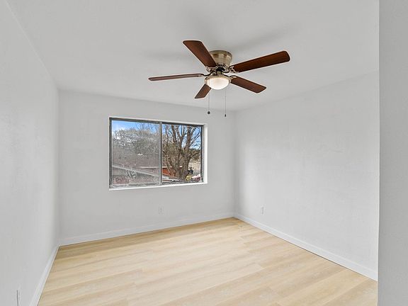 5th image of 2622 Cloyde St #2
