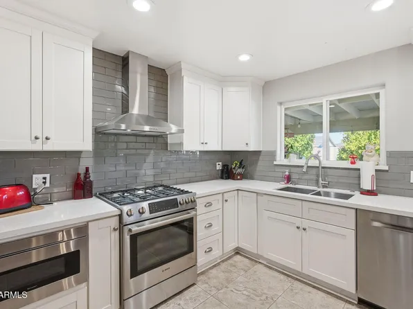 3470 E PARADISE Drive, Phoenix, AZ 85028