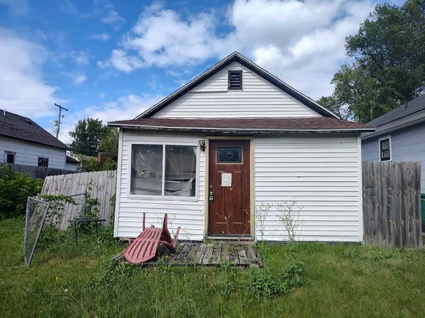 837 Shady Shore Dr, Bay City, MI 48706