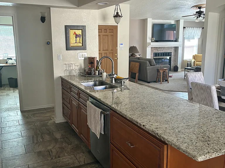 7205 Quail Springs Pl NE — Photo 8