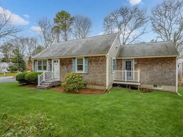 177 Bayview Circle, Osterville, MA 02655