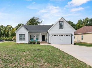1205 Stonewyck Dr, Salisbury, NC 28146