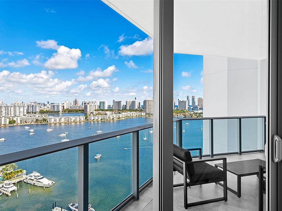 1st image of 17111 Biscayne Blvd Unit 2103
