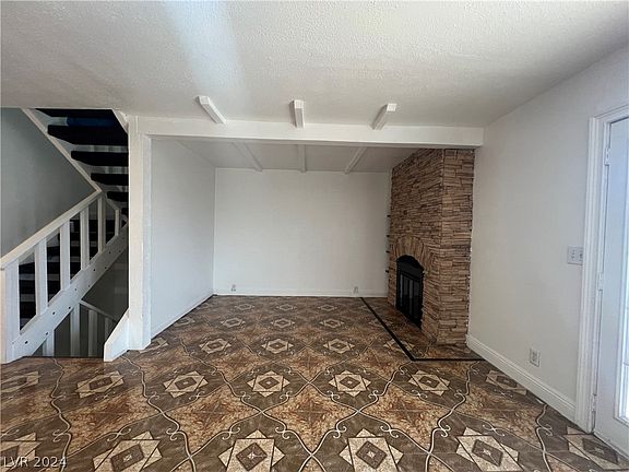 4th image of 4928 Calle Del Oya