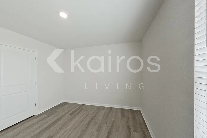 134 Inez Ave — Photo 26