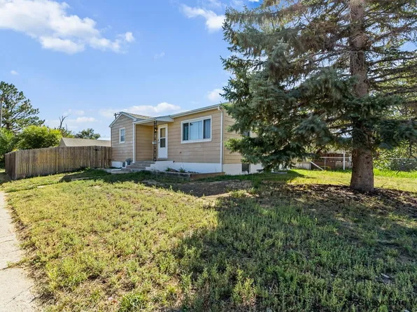 2621 E 13th St, Cheyenne, WY 82001