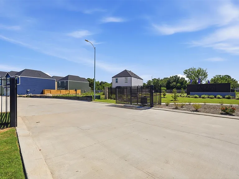 7720 Inwood Grove Ln — Photo 25
