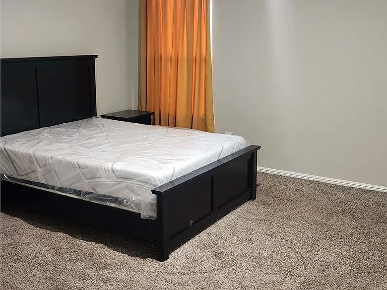 6302 Polo Grounds Ct — Photo 8