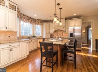 104 Heather Dr, New Hope, PA 18938