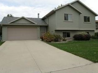 2011 24th St SE, Rochester, MN 55904