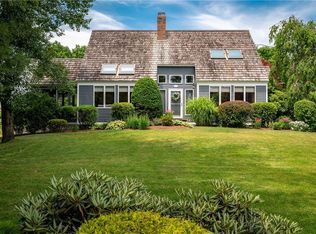 1 Rolling Green Dr, Cumberland, RI 02864
