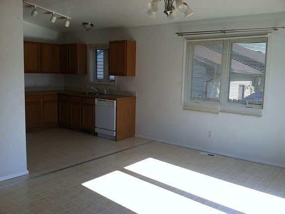 4th image of 2615 S 18th St