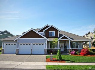 20 Mount Rainier Loop E, Bonney Lake, WA 98391