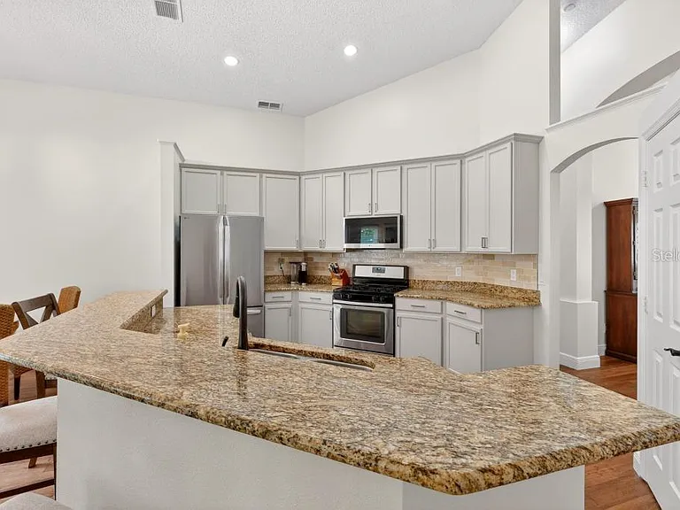 5477 Glen Oak Pl — Photo 14