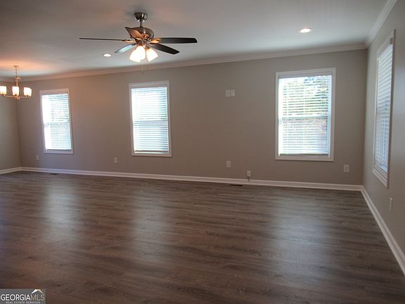 4th image of 757 Old Kerns Rd