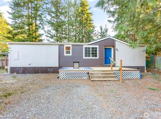 8388 Holly Lane, Maple Falls, WA 98266