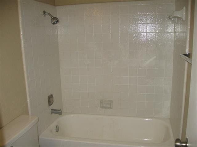 1st image of 1306 Frio Ln