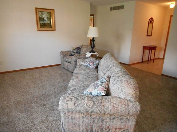 5th image of 3079 Beutell Ln