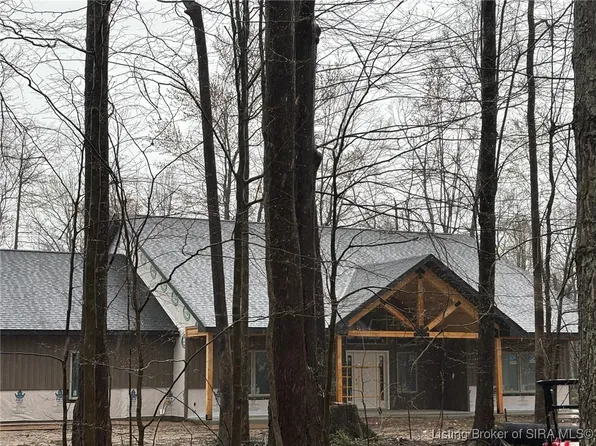 2921 W Borcherding Road, Madison, IN 47250