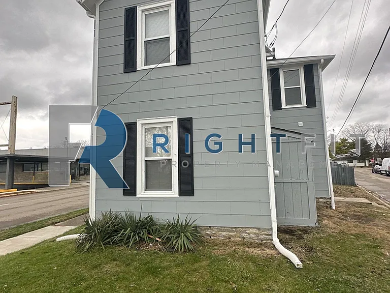 218 S Main St — Photo 30