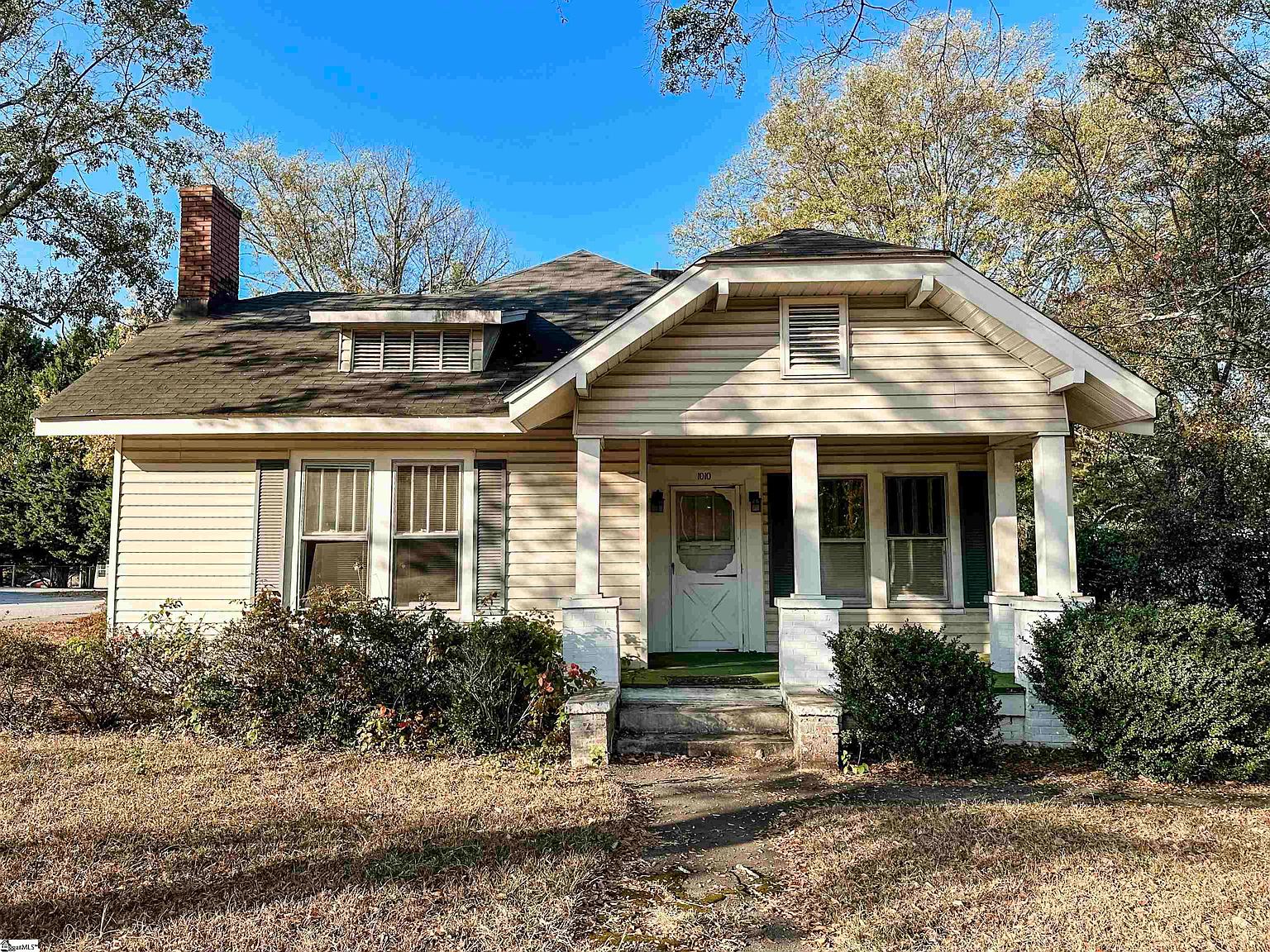 1010 W Poinsett St, Greer, SC 29650 | Zillow