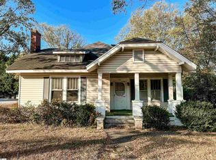 1010 W Poinsett St, Greer, SC 29650